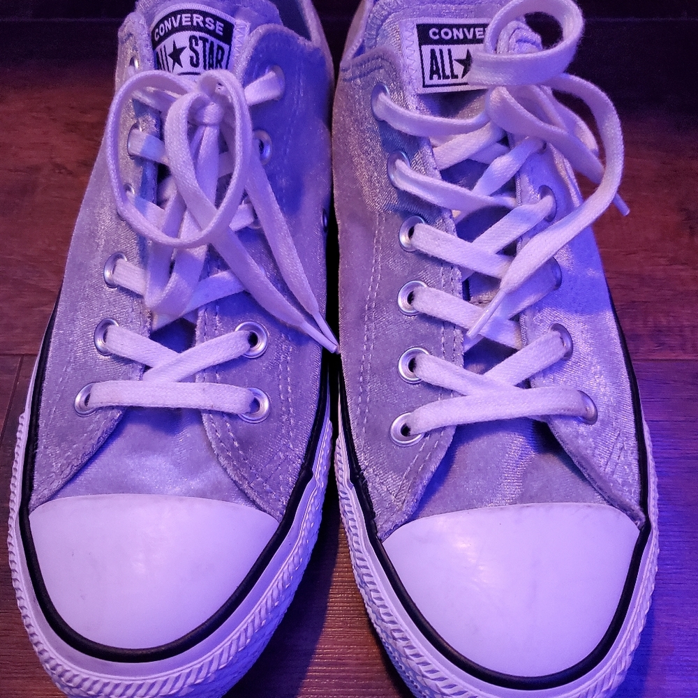 Silver Velvet Low-Top Converse